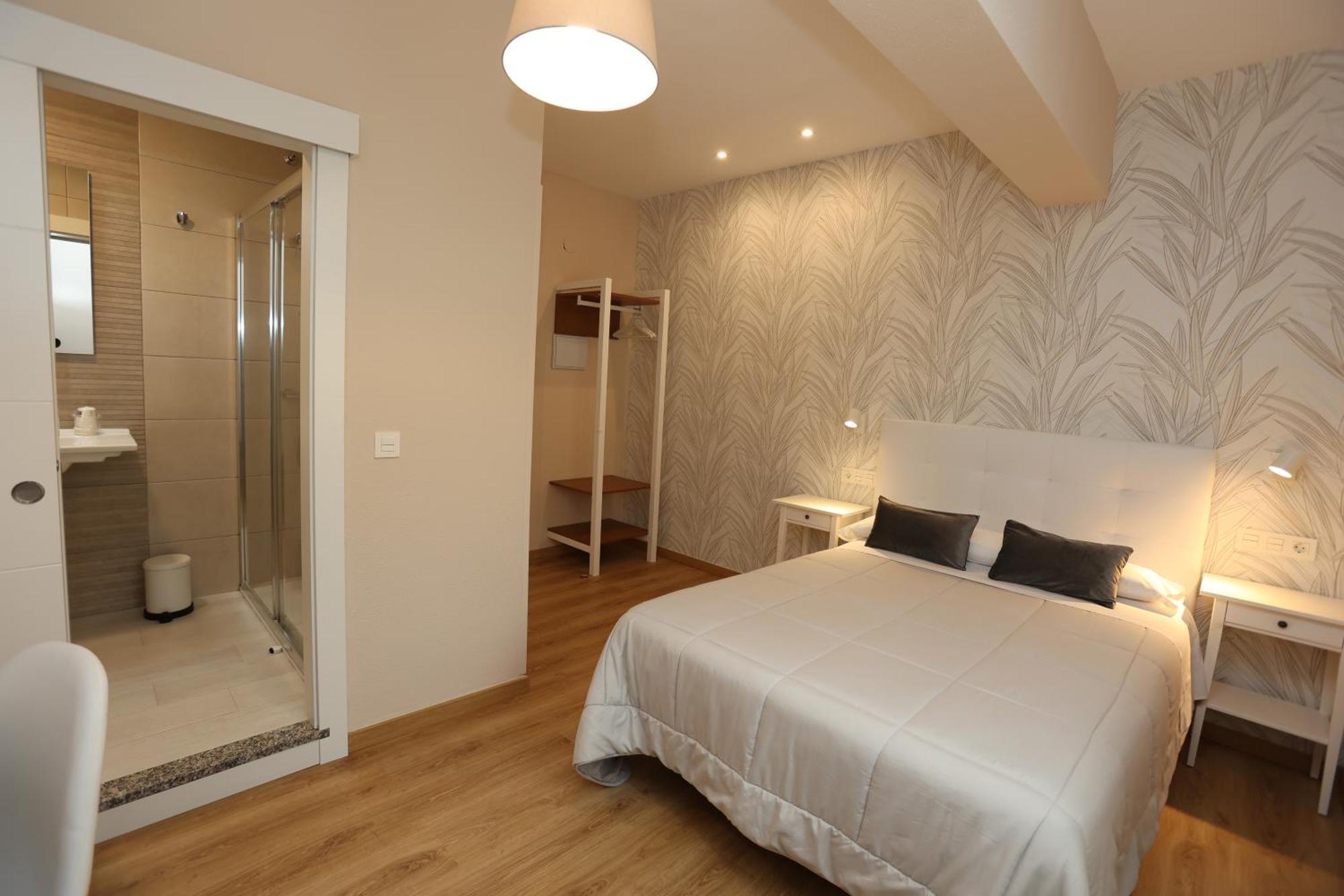 Hotel Ros Mary Ribadeo Εξωτερικό φωτογραφία